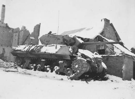 M10 tank destroyer in winter conditions, WWII
