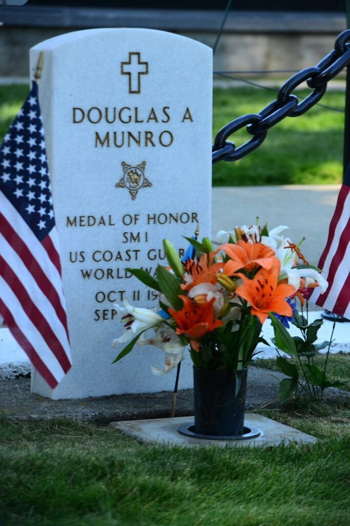 The grave of Signalman First Class Douglas Munro at Laurel Hill Memorial Park, Cle Elum